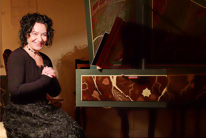 Paola Erdas am Cembalo